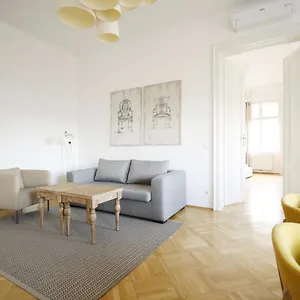 Heymi Opernring Vídeň