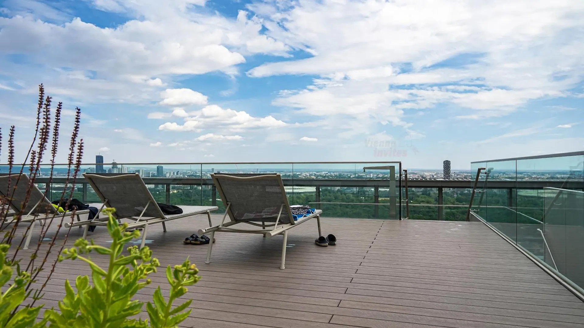Luxury Apartment With View Over Vienna And Pool